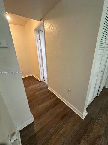 10903 N Kendall Dr 227, Miami, FL 33176