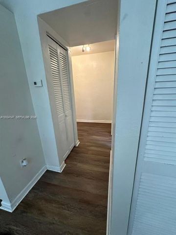 10903 N Kendall Dr 227, Miami, FL 33176