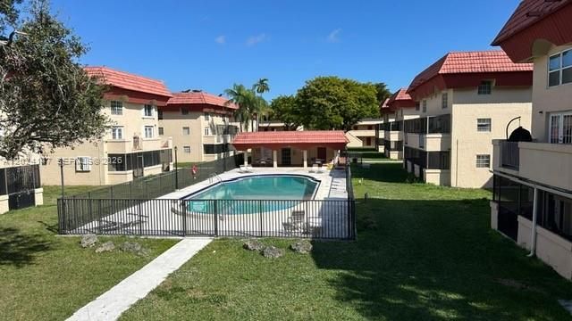 10903 N Kendall Dr 227, Miami, FL 33176