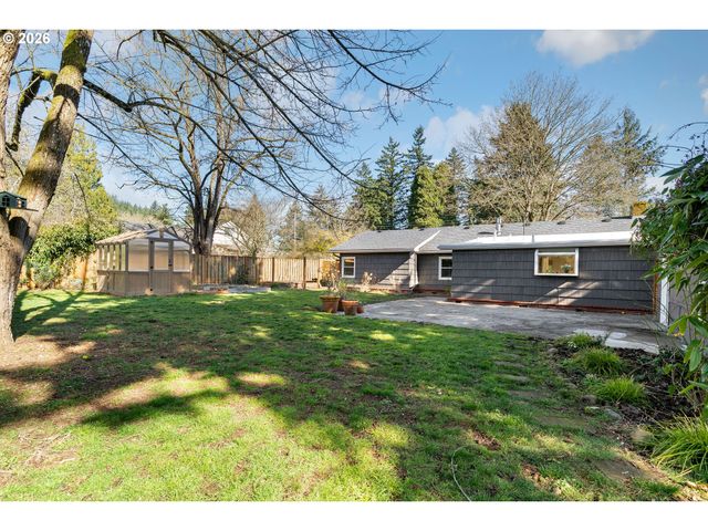 3911 Se 104TH Ave, Portland, OR 97266