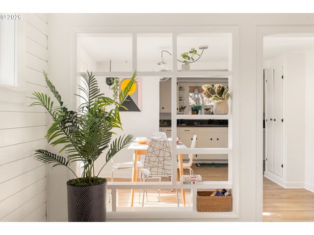 3911 Se 104TH Ave, Portland, OR 97266