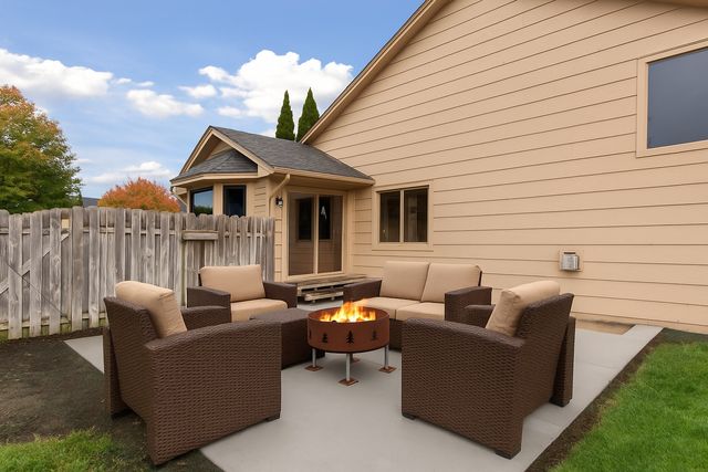 13391 Zarthan Circle, Savage, MN 55378