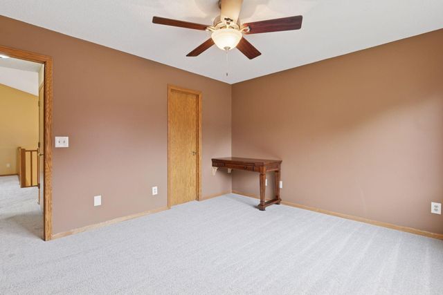 13391 Zarthan Circle, Savage, MN 55378