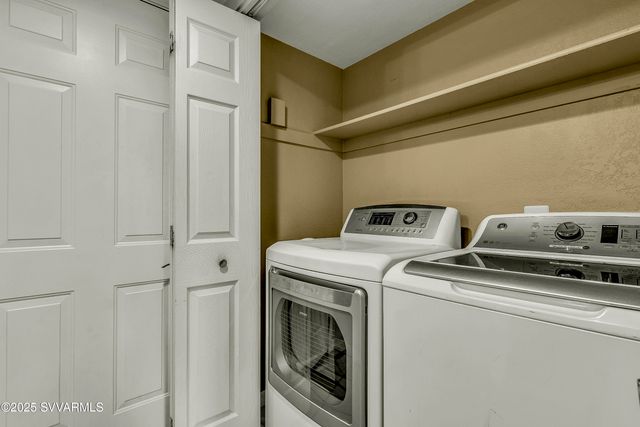 4100 E VILLAGE Circle, Flagstaff, AZ 86004