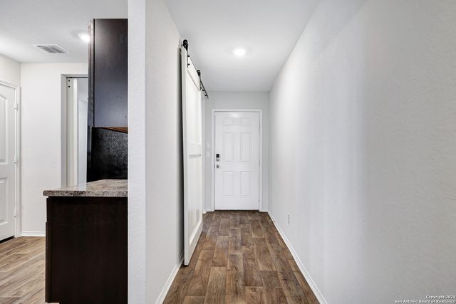 2850 LINDENWOOD RUN, San Antonio, TX 78245