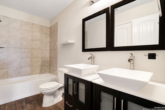 2850 LINDENWOOD RUN, San Antonio, TX 78245
