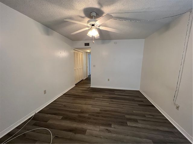 835 18th Street 409, Vero Beach, FL 32960