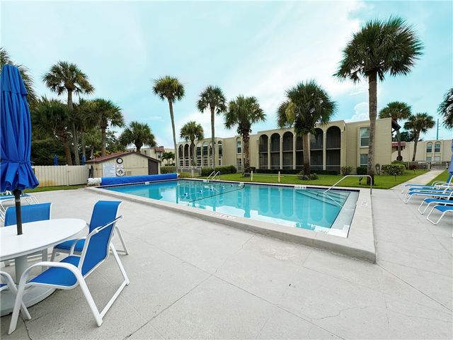 835 18th Street 409, Vero Beach, FL 32960
