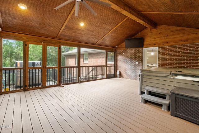 4816 Deerwood Drive, Raleigh, NC 27612