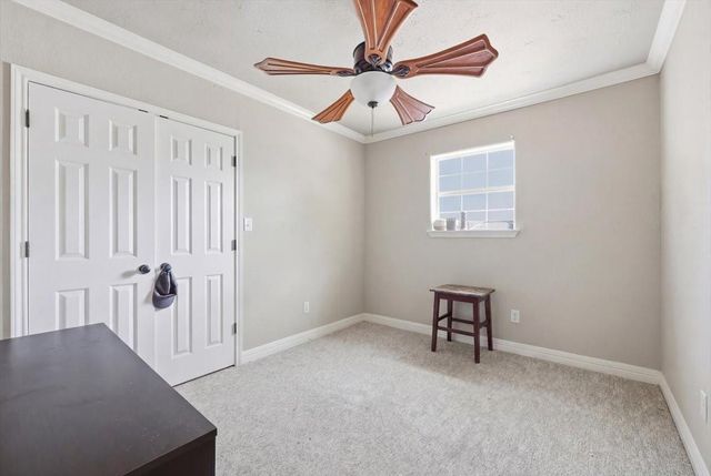 2323 Avenue A, Nederland, TX 77627