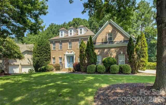 16815 Crosshaven Drive, Charlotte, NC 28278