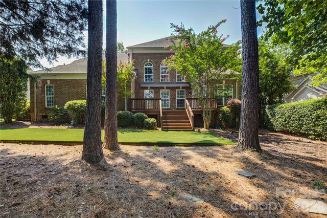 16815 Crosshaven Drive, Charlotte, NC 28278