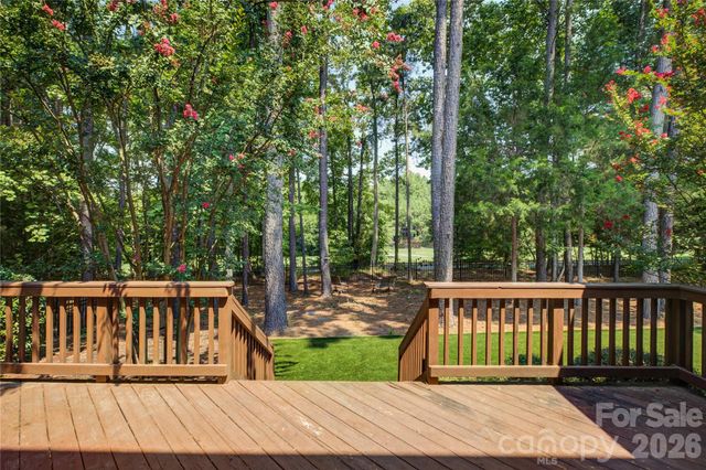 16815 Crosshaven Drive, Charlotte, NC 28278