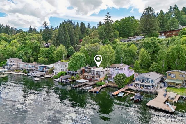 12582 Riviera Place NE, Seattle, WA 98125