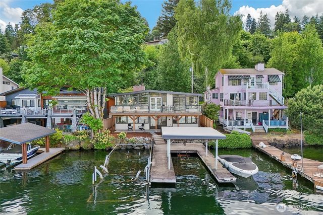 12582 Riviera Place NE, Seattle, WA 98125