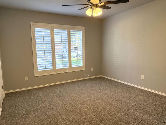 9710 Louisville Avenue, Lubbock, TX 79423