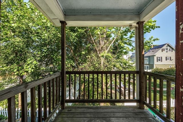 51 Rosemont St 2, Lowell, MA 01854