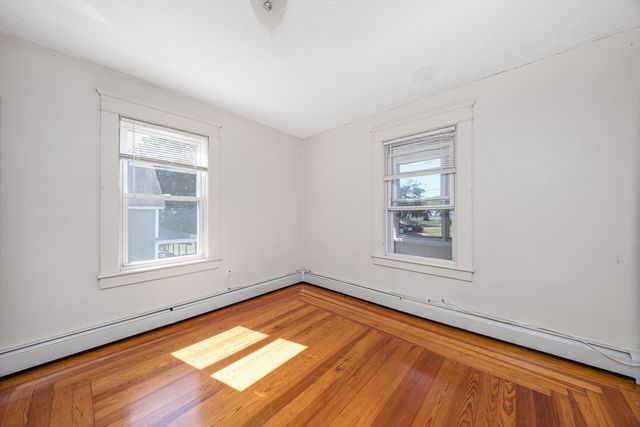 51 Rosemont St 2, Lowell, MA 01854