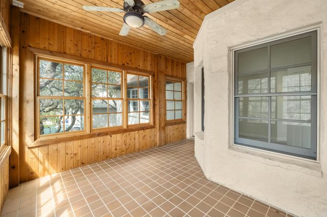 2900 Meandering River CT, Austin, TX 78746