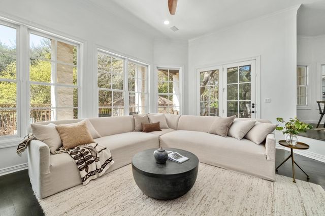 2900 Meandering River CT, Austin, TX 78746