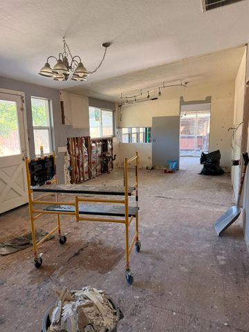 4945 Patric, Carmichael, CA 95608