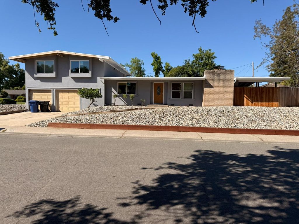 4945 Patric, Carmichael, CA 95608