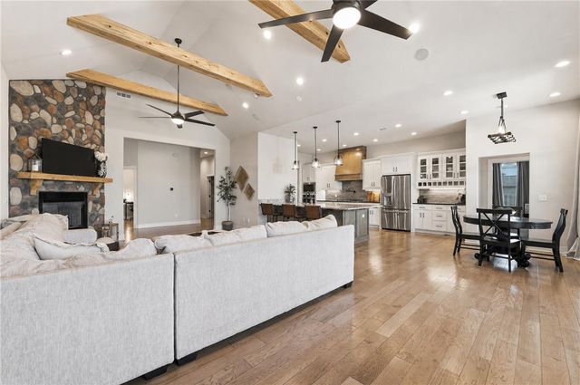 3731 Bitterroot Street, Bentonville, AR 72712