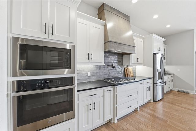 3731 Bitterroot Street, Bentonville, AR 72712