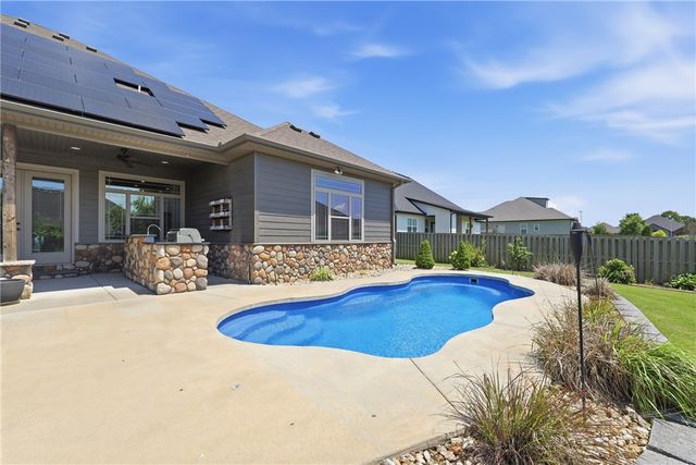 3731 Bitterroot Street, Bentonville, AR 72712
