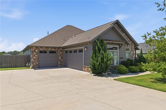 3731 Bitterroot Street, Bentonville, AR 72712