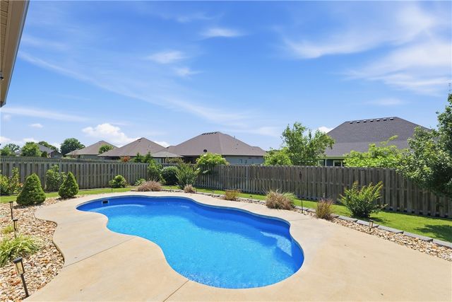 3731 Bitterroot Street, Bentonville, AR 72712