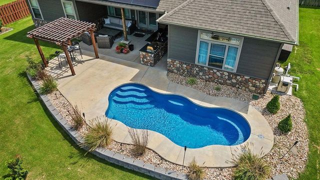 3731 Bitterroot Street, Bentonville, AR 72712