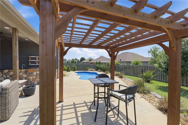 3731 Bitterroot Street, Bentonville, AR 72712