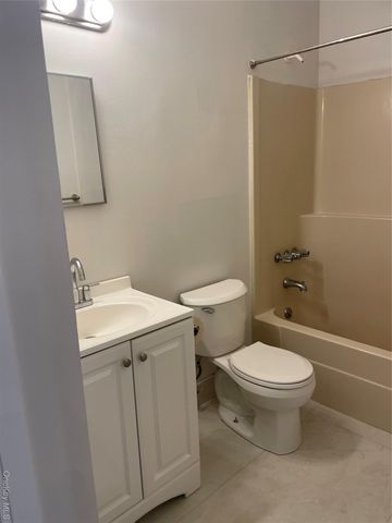 320 Post Avenue 2C, Westbury, NY 11590