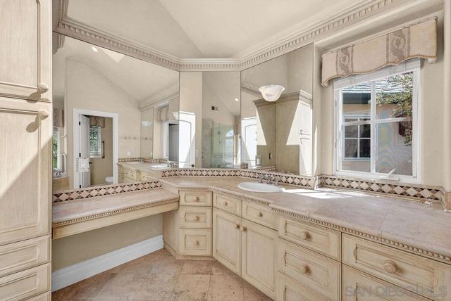 14104 Dalia Drive, Rancho Santa Fe, CA 92067