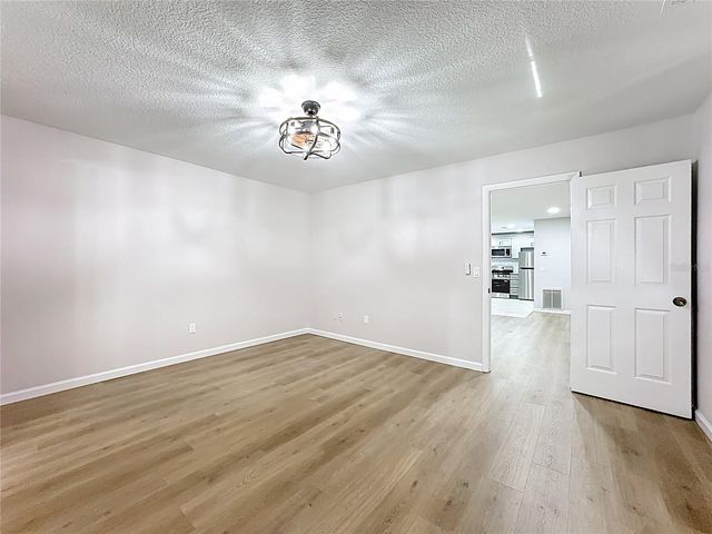 122 WINDTREE LANE O-204, Winter Garden, FL 34787