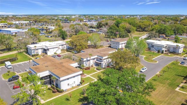 122 WINDTREE LANE O-204, Winter Garden, FL 34787