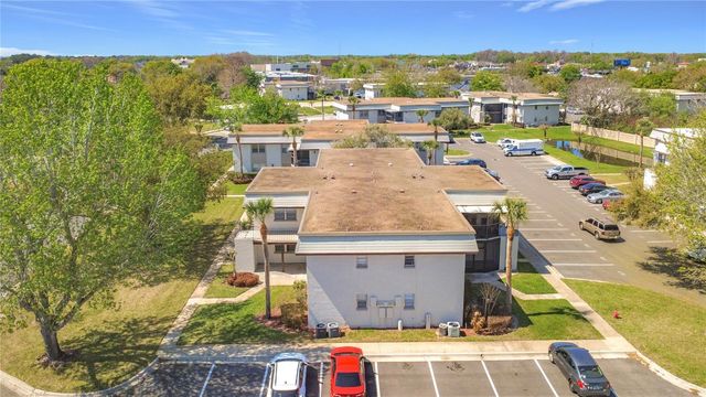 122 WINDTREE LANE O-204, Winter Garden, FL 34787