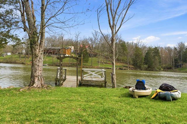 1337 Beaver Lake Road, Lawrenceburg, KY 40342