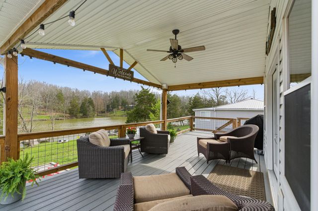 1337 Beaver Lake Road, Lawrenceburg, KY 40342