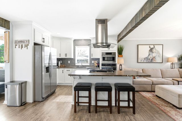 1337 Beaver Lake Road, Lawrenceburg, KY 40342