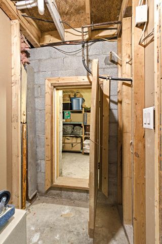 1337 Beaver Lake Road, Lawrenceburg, KY 40342