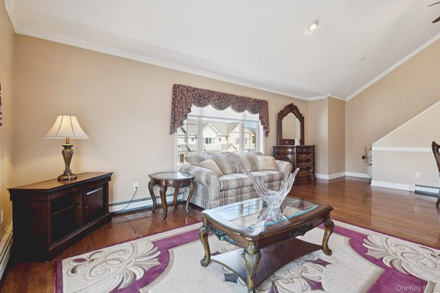 110 Kenneth Court, Amityville, NY 11701