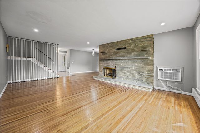 599 Bonnie Brae Avenue, Brighton, NY 14618