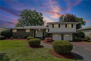599 Bonnie Brae Avenue, Brighton, NY 14618