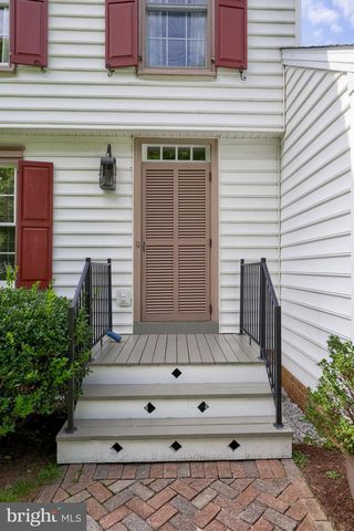 348 SQUIRE LN, Lititz, PA 17543