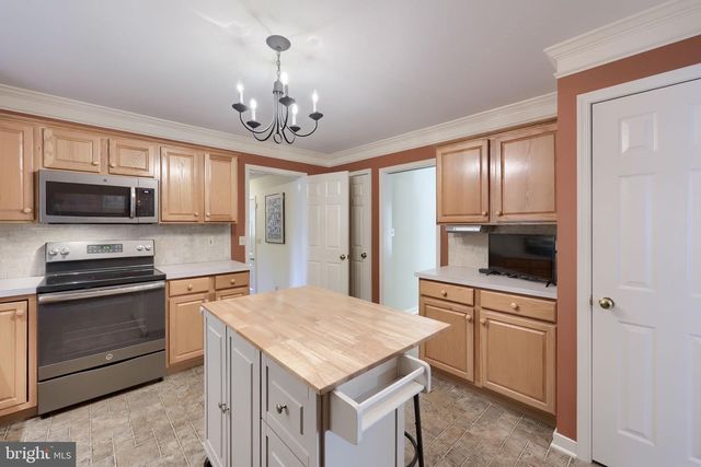 348 SQUIRE LN, Lititz, PA 17543