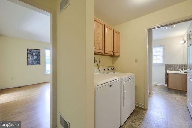 348 SQUIRE LN, Lititz, PA 17543