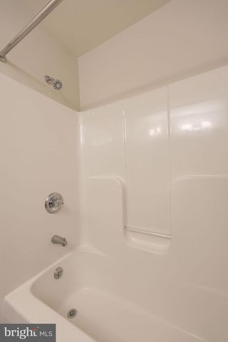 348 SQUIRE LN, Lititz, PA 17543