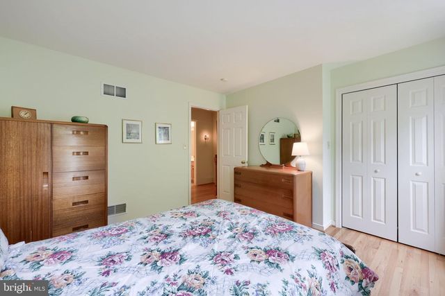 348 SQUIRE LN, Lititz, PA 17543
